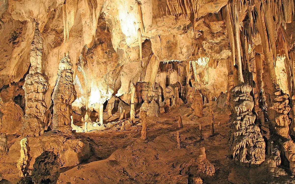 Za ďábelským tajemstvím Sloupsko-šošůvských jeskyní v Moravském krasu