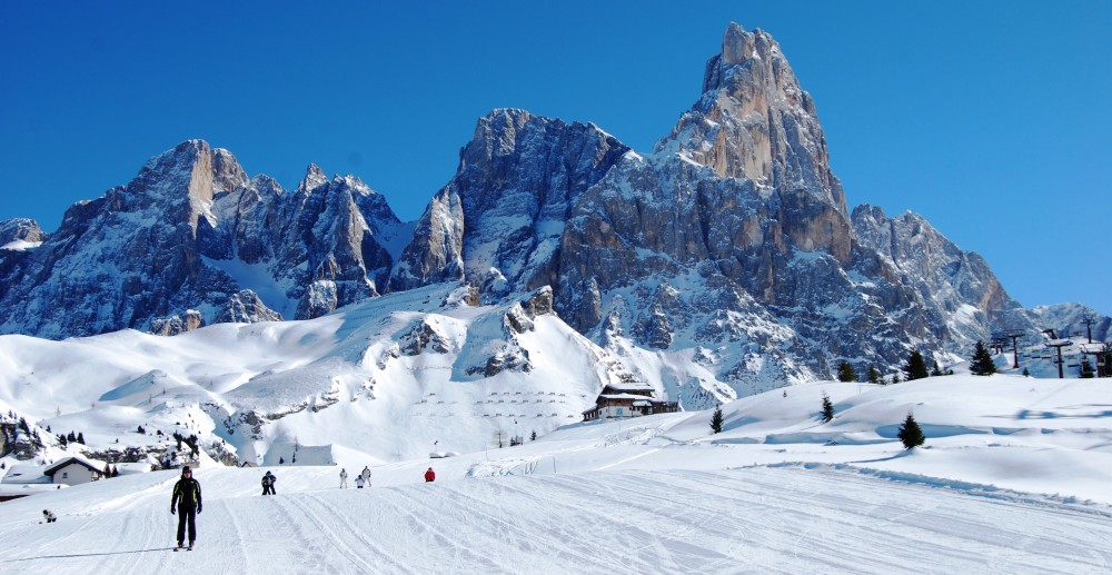 Rakouské Alpy zdražily,
lidé míří na&nbsp;lyže do Itálie