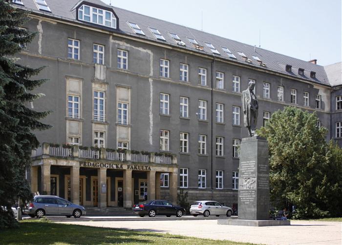 Olomoucká univerzita zažila ve své 
dlouhé historii velké vzestupy i pády
