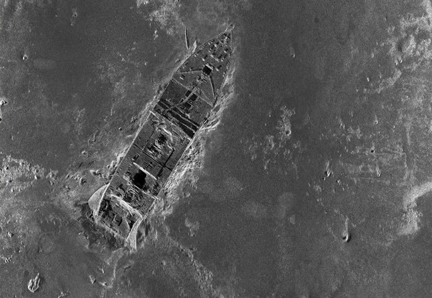Badatelé zdokumentovali
podmořský hrob Titaniku