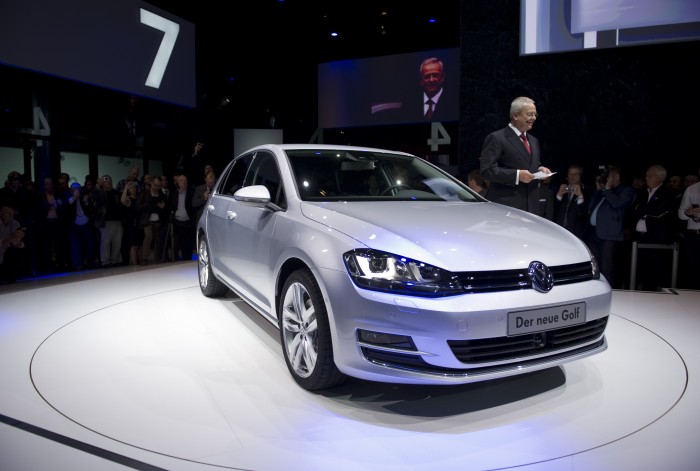 Evropským autem roku je
sedmá generace VW Golf