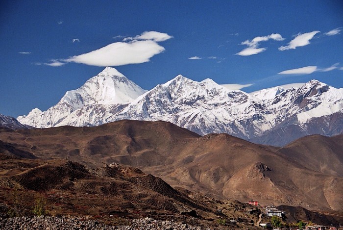 Nepál pojmenuje himálajské
hory po Hillarym a Tenzingovi