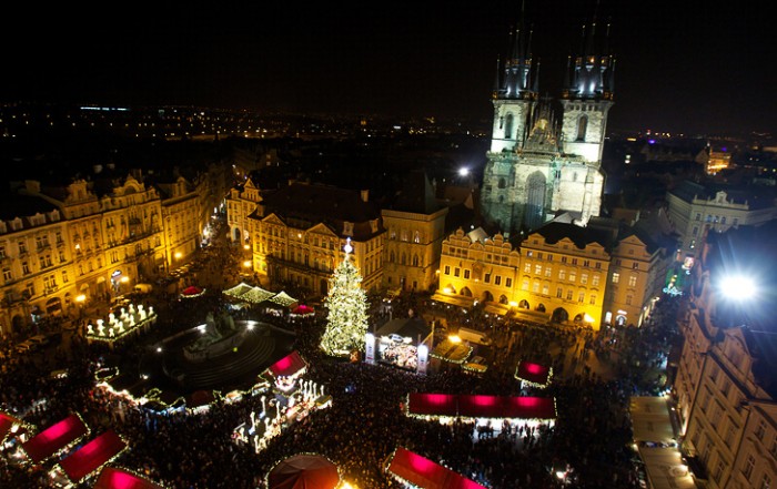 Staroměstské náměstí ozdobí
smrk od Colloredo-Mansfeldů