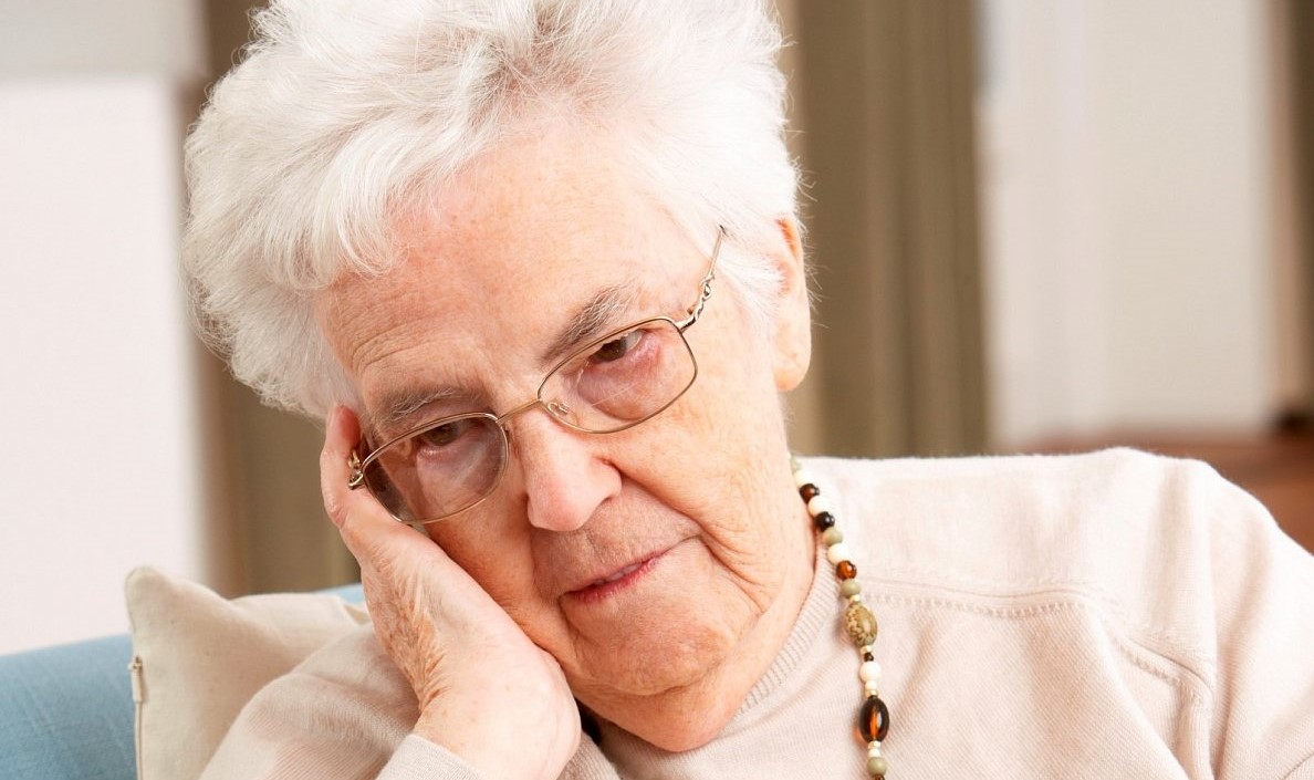 Babička zapomíná. Jak poznám, že jde o Alzheimera?