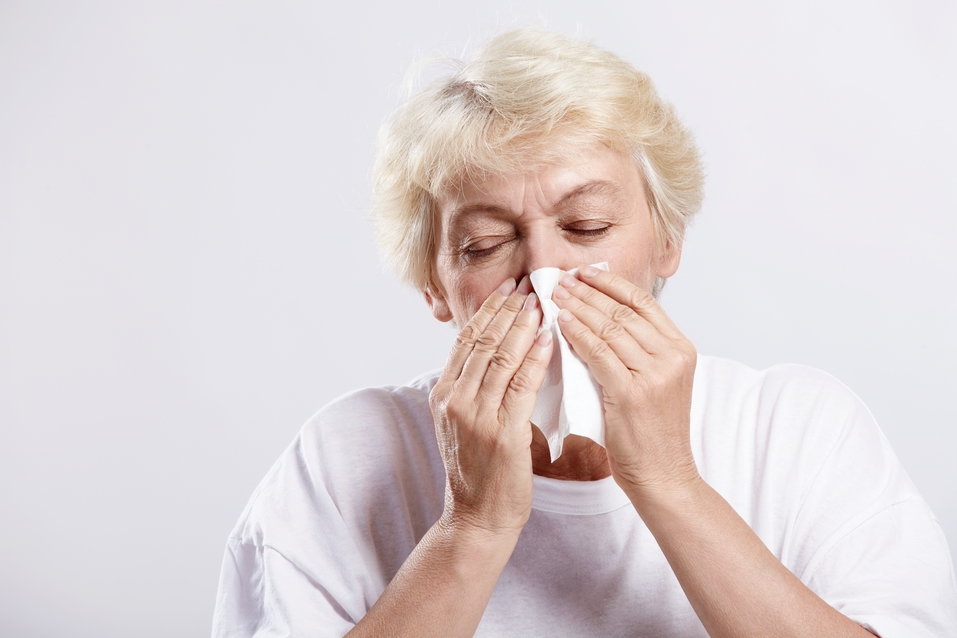 Nepodceňujte chřipku. Zvláště u seniorů mohou být její následky fatální