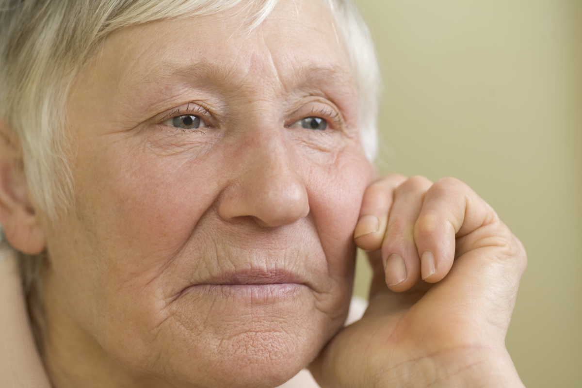 Mrzutost patří ke stáří? Nesmysl, může jít o depresi

