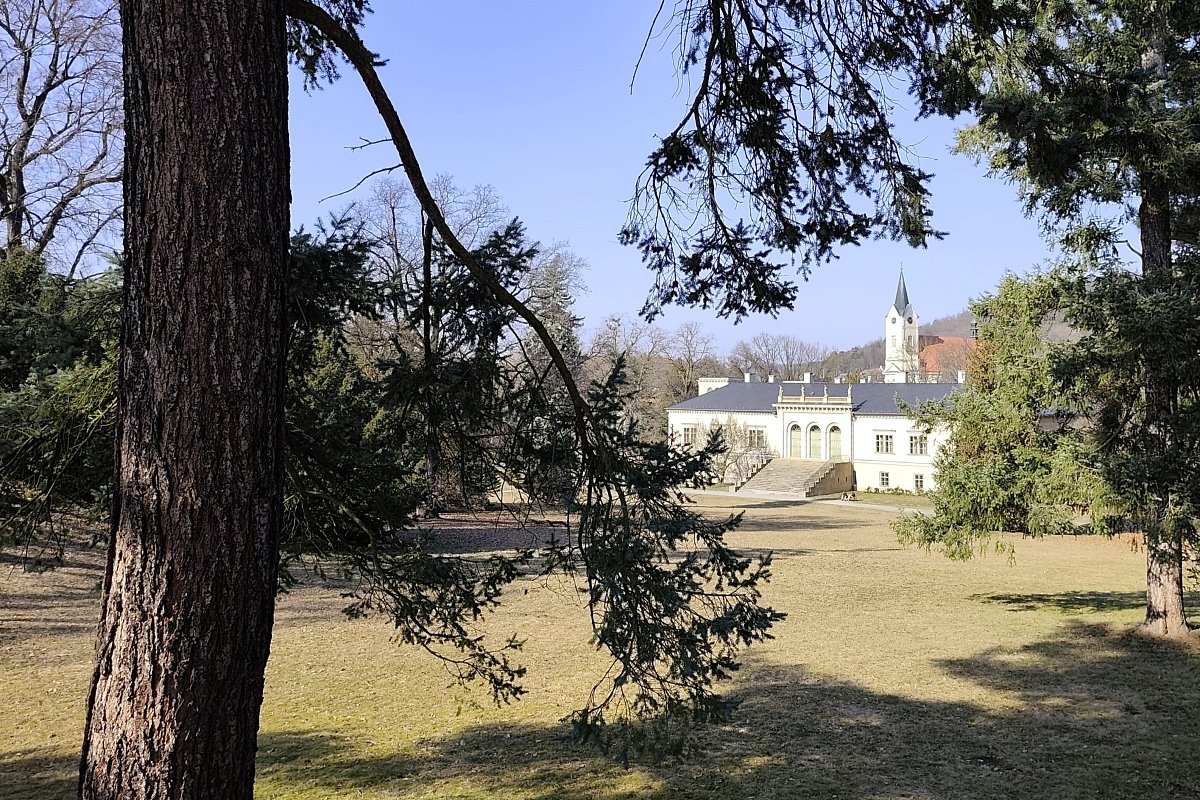 Obrázky z cest : Zámek Čechy pod Kosířem