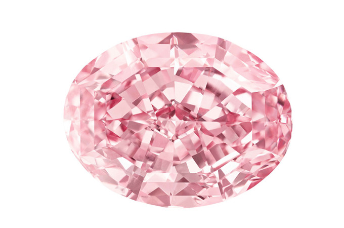 Diamant Pink Star se vydražil
za rekordních 1,495&nbsp;miliardy