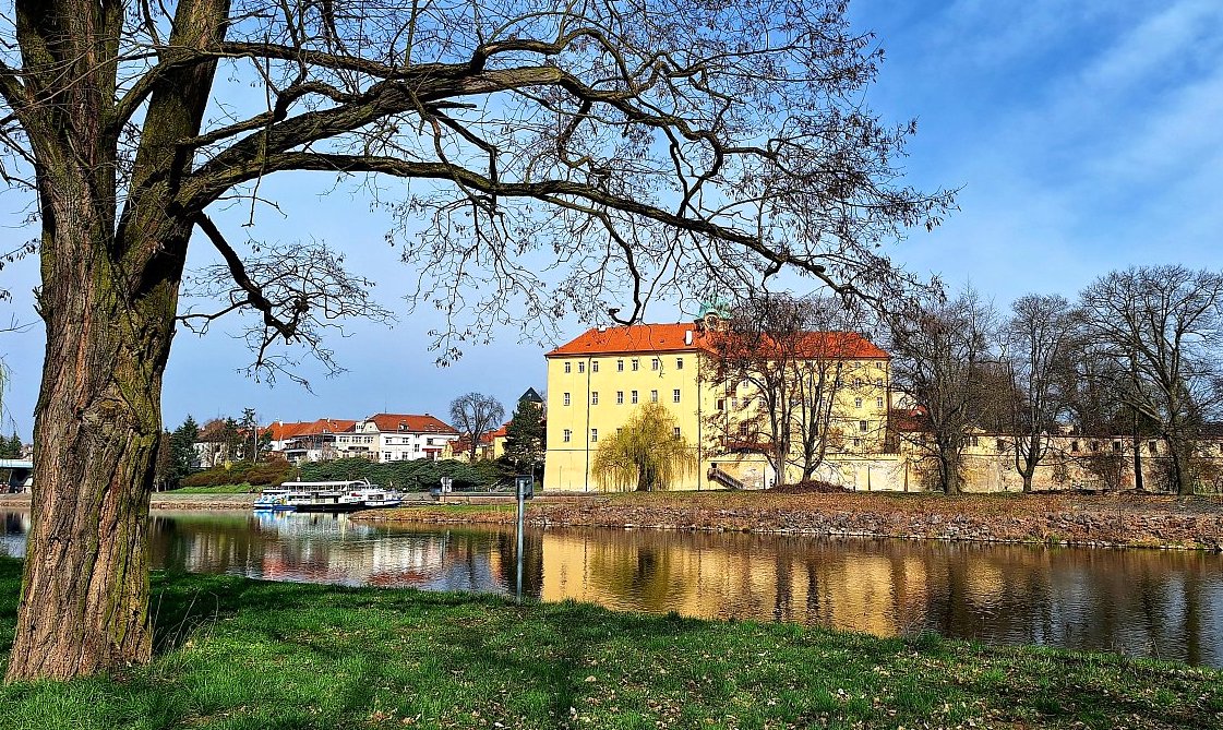 FOTO DNE 27.3.: Vladislava Dejmková - Slunečné ráno u Labe