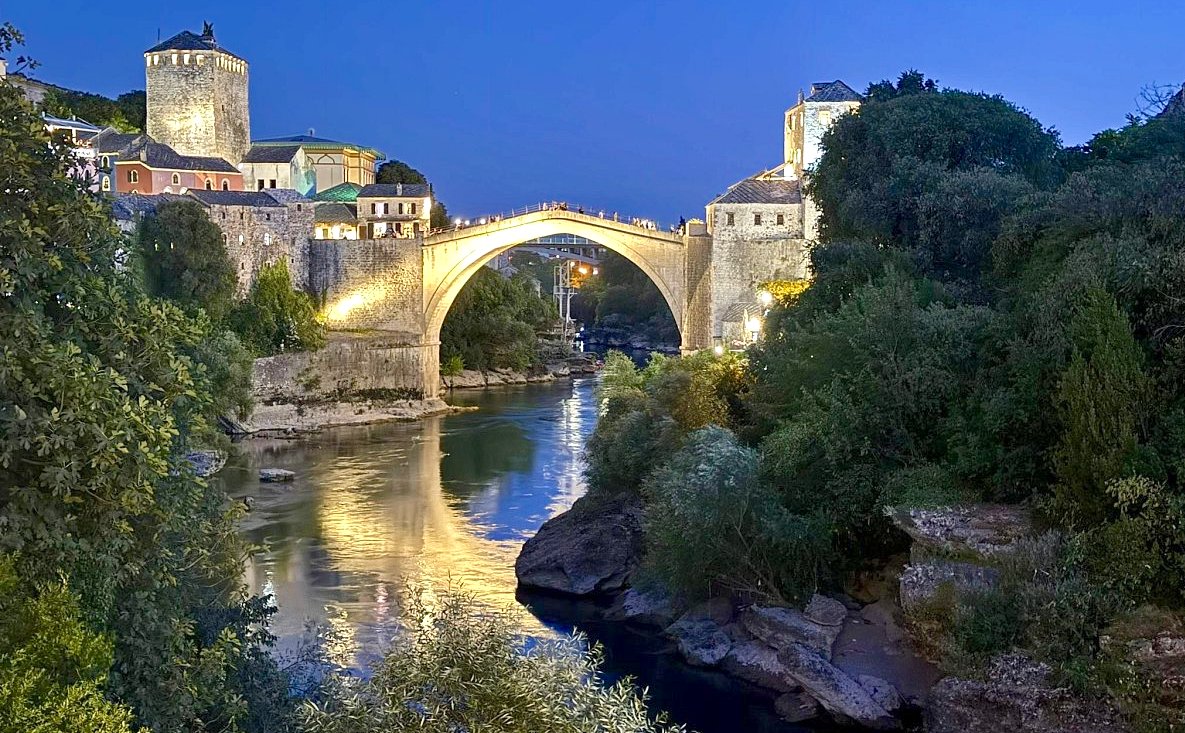 FOTO DNE 18.7.: Vanda Blaškovič - Večerní Mostar