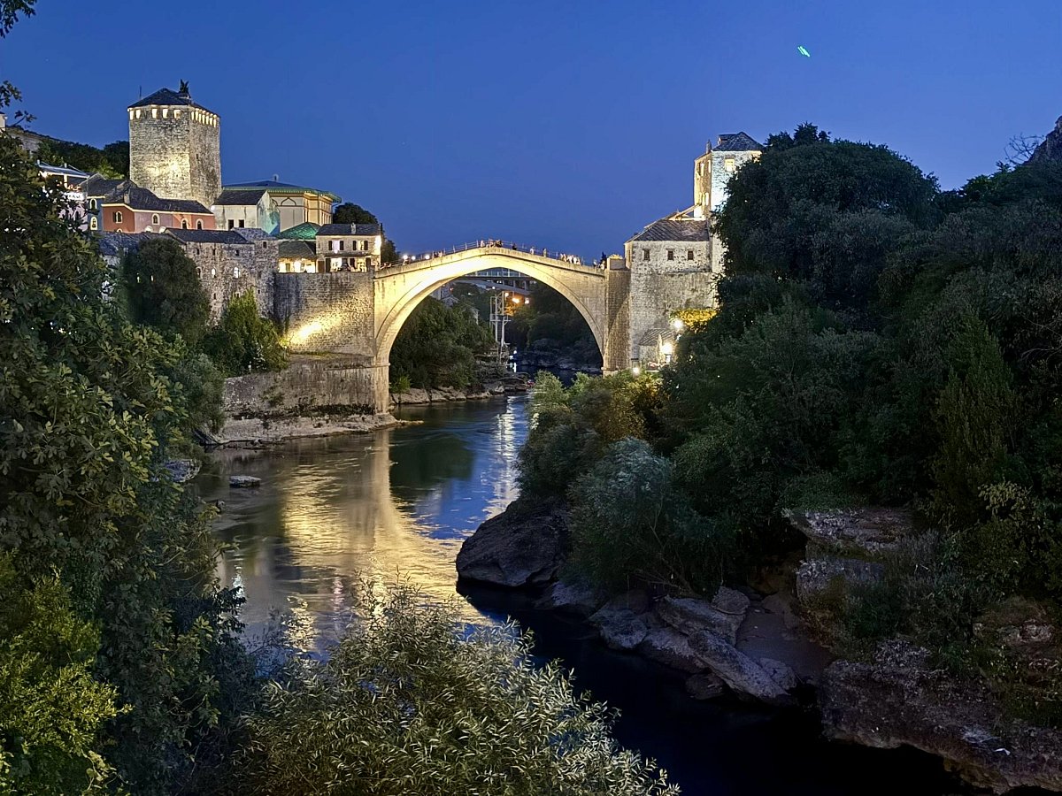 Večerní Mostar