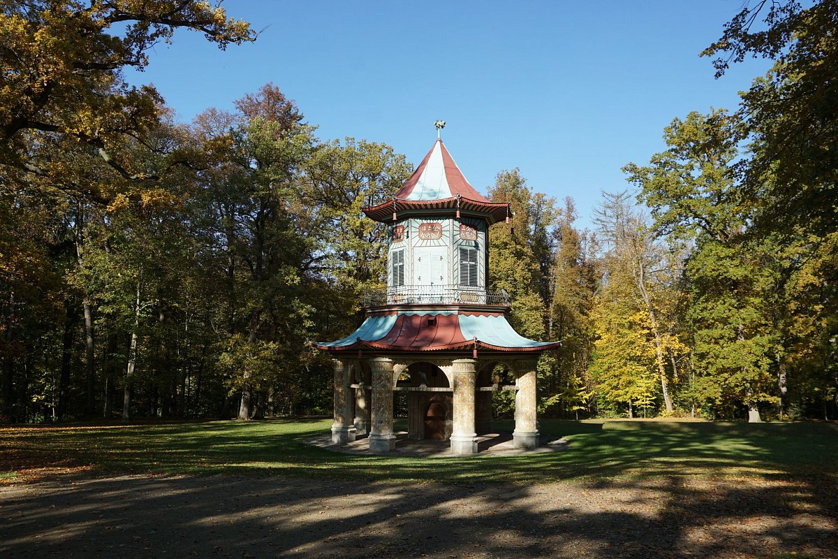 Podzim ve Vlašimském zámeckém parku