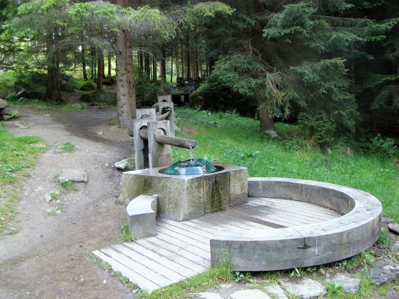 Studánka s živou vodou