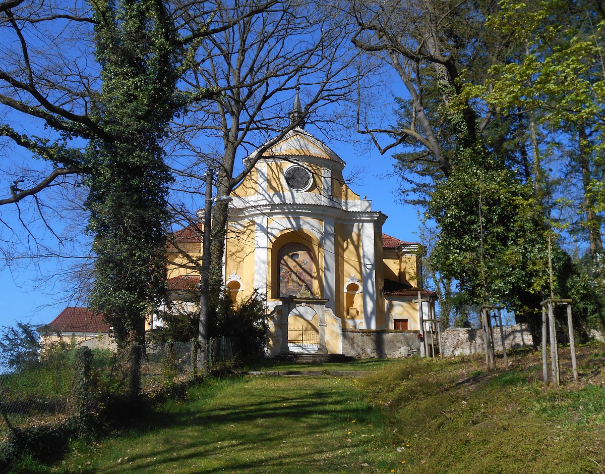štěkeňský kostel