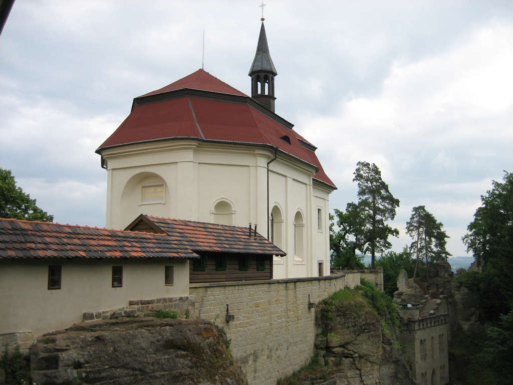 Hrad ValdÁtejn.jpg