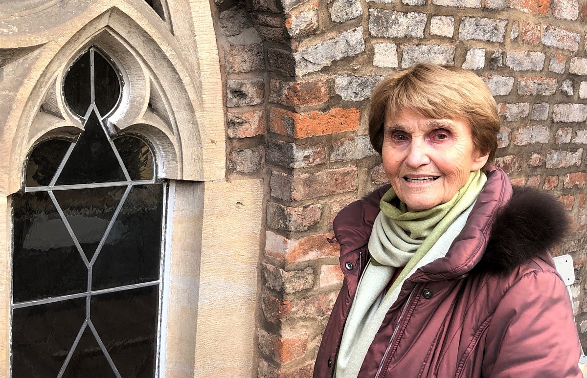 Nabíjí mě setkávání s přáteli, říká šestaosmdesátiletá Olga Štolbová