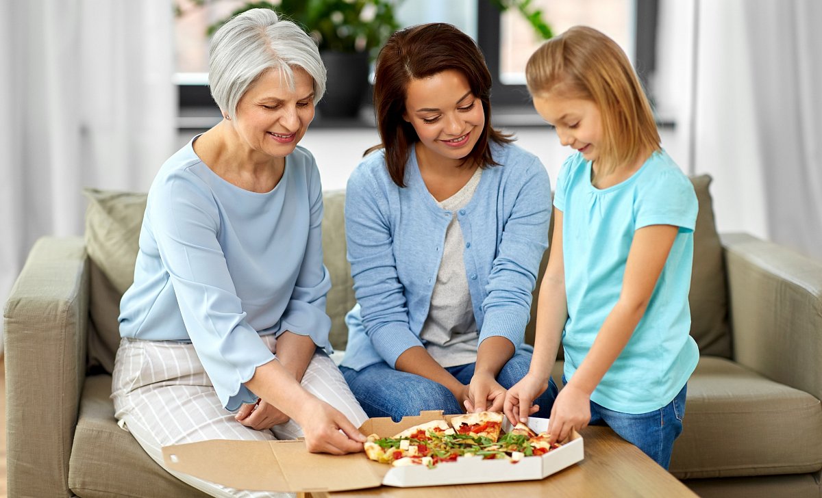 Nejlepší jídlo našeho dětství. Dříve brambory, nyní pizza nebo špagety