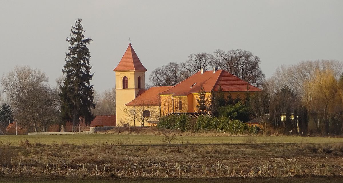 Kostelík v Černěvsi