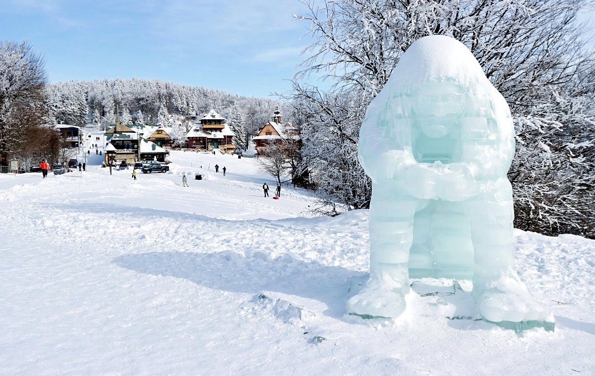 FOTO DNE 22.2.: Anna ˇípová - Troll na Pustevnách