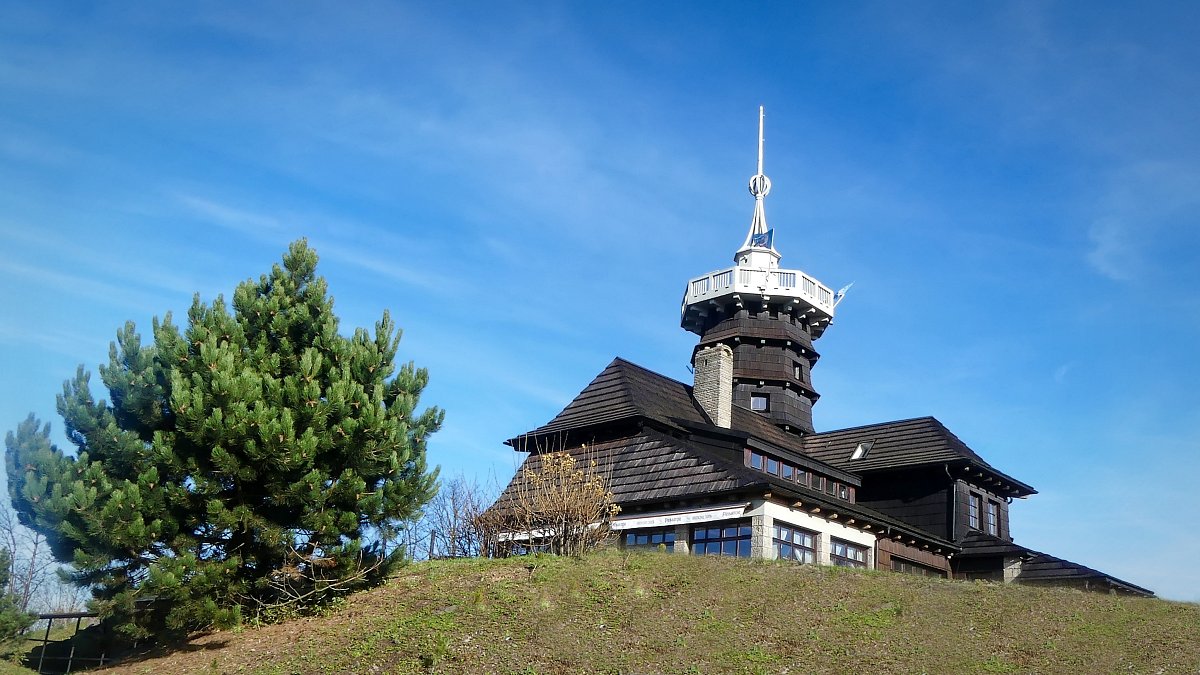 Jiráskova turistická chata s rozhlednou ... Dobrošov II