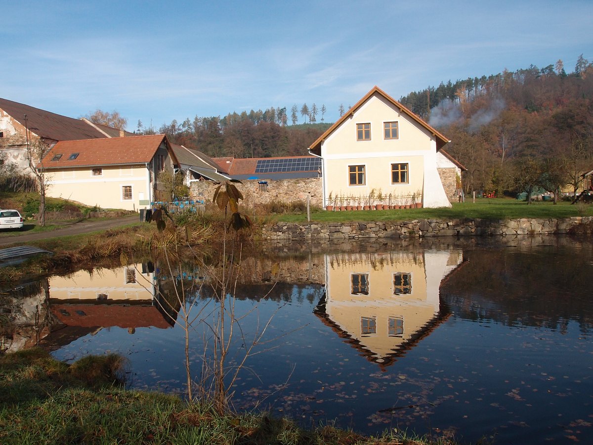 Vycházka z Týnce nad Sázavou do Nespek