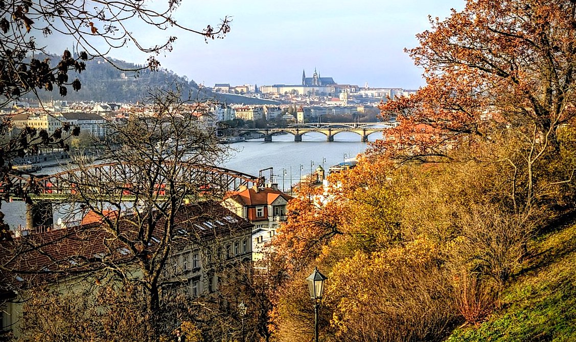 FOTO DNE 17:11: Vlasta Ledlová - Pozdrav z Vyšehradu
