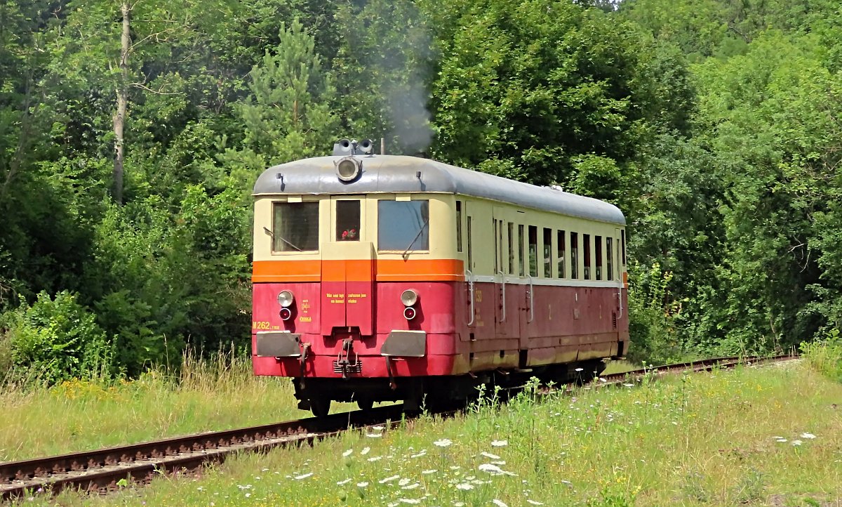 Podřipským motoráčkem do Lázní Mšené