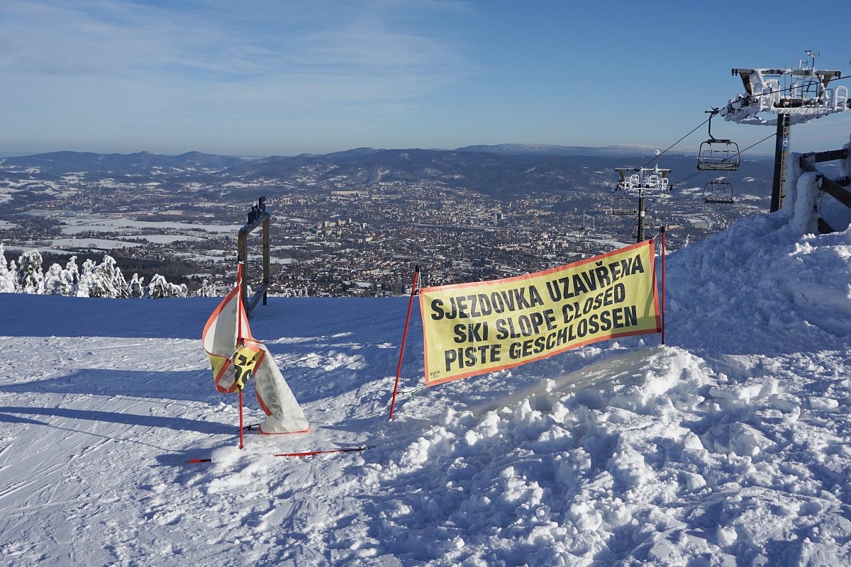 Skiareal-Jested-letos-v-lednu.jpg