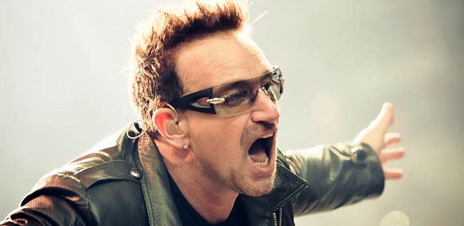 Zpěvák Bono z kapely U2:
brýle nemám na parádu