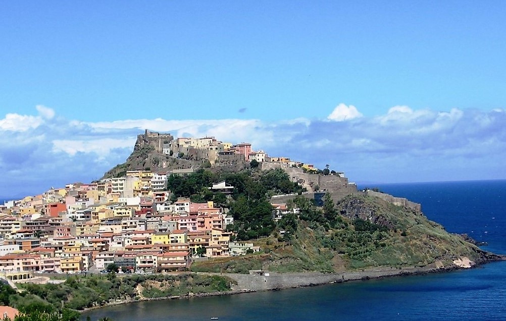 Divoká a krásná Sardinie