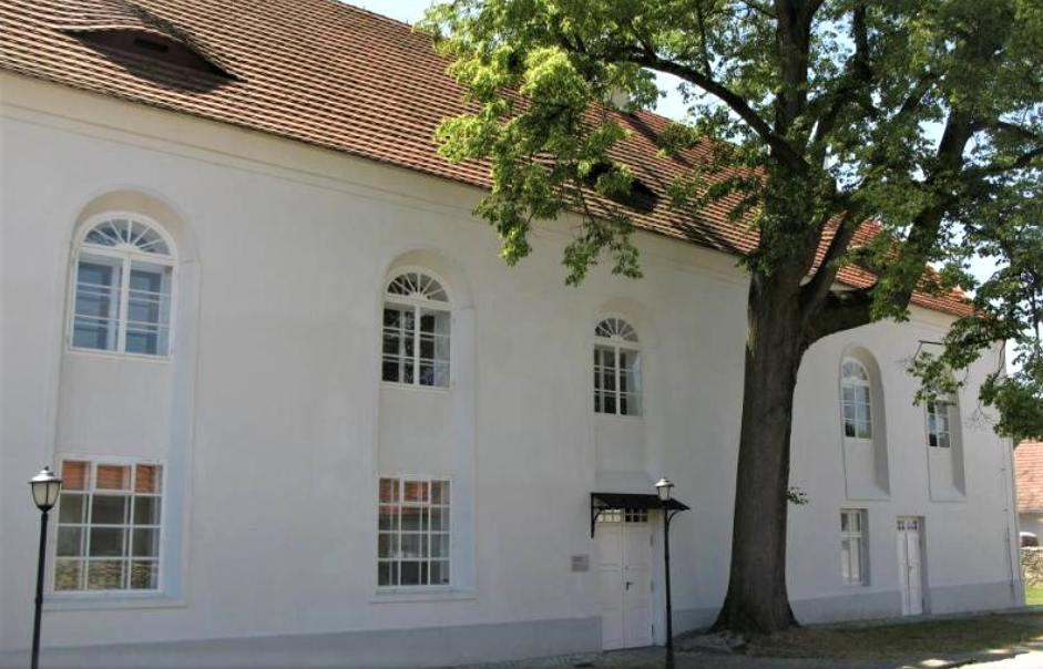 Příběh oživlé synagogy