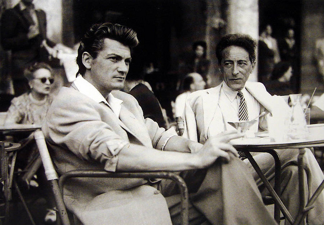 Všestranný Jean Cocteau stvořil 
velké&nbsp;umění. A&nbsp;navíc Jeana&nbsp;Maraise