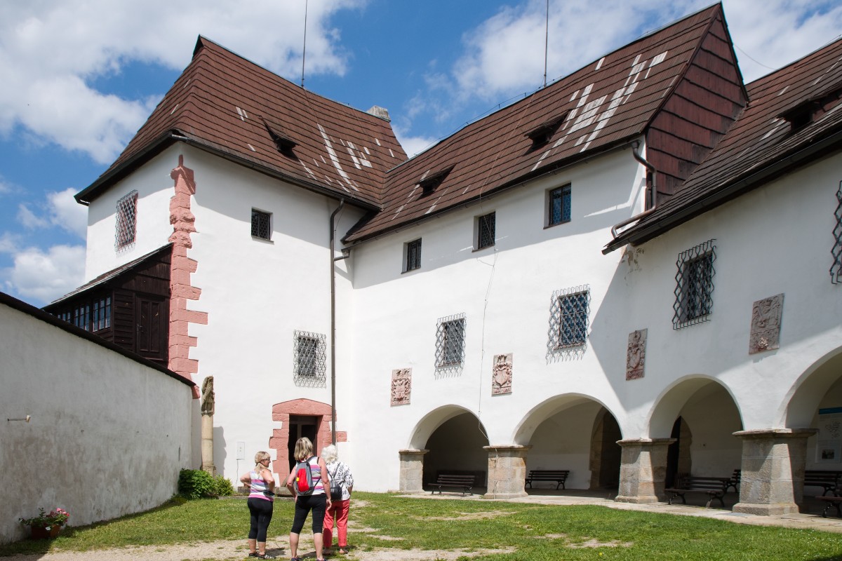 dsc-0348-1.jpg