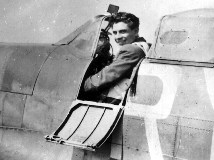 František Fajtl, letecký hrdina,
jenž proslavil Československo