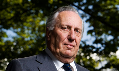 Frederick Forsyth: mistr špionážního
dramatu, skvělý pilot RAF i reportér