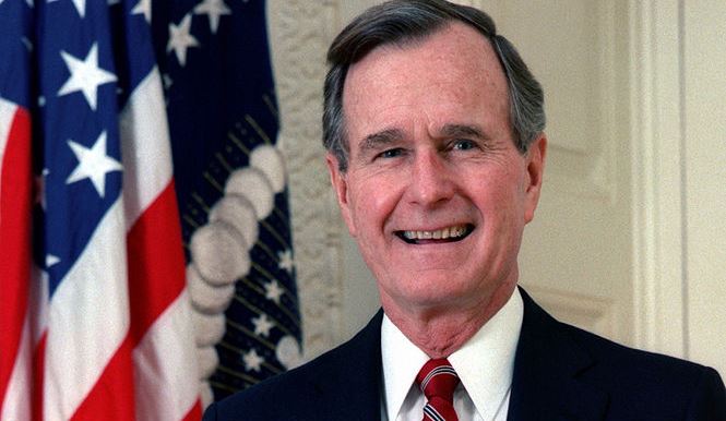George Bush ukončil studenou
válku a bojoval se Saddámem