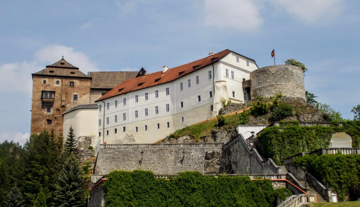 hrad Bečov nad Teplou