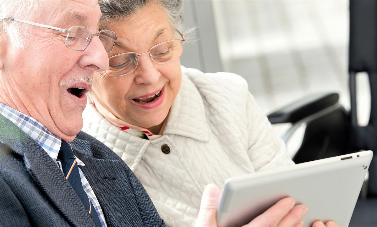 KDU-ČSL: Digitalizace pomůže seniorům více, než si dokáží představit
