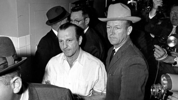 Dva dny po smrti JFK zastřelil 
Jack Ruby Lee atentátníka Oswalda