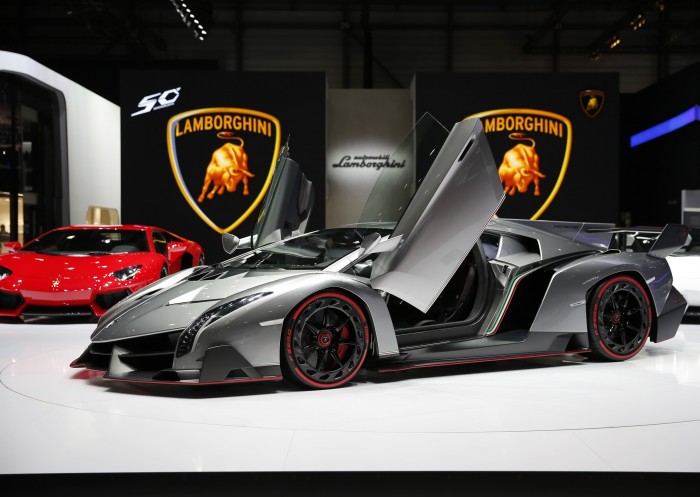 Lamborghini: fascinující auta,
která vznikla vlastně z trucu
