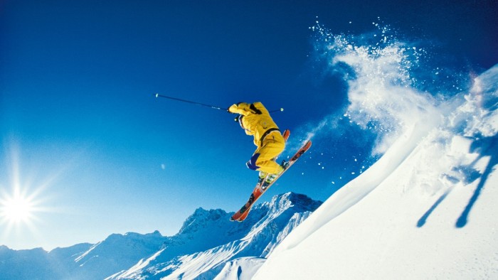 Je nebezpečné lyžování
mimo sjezdovku? Velmi