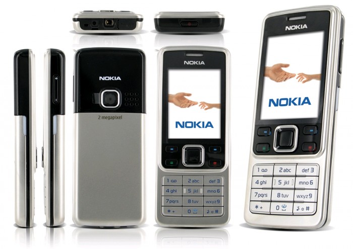 Nokia – průkopník mobilních
telefonů, má existenční potíže