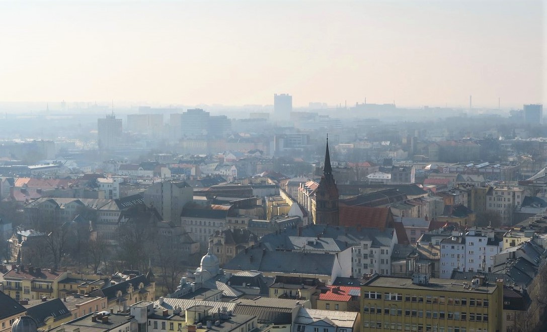 Letos bylo v Česku výjimečně kvalitní ovzduší, koncentrace škodlivých látek byly v průměru o čtvrtinu nižší  
