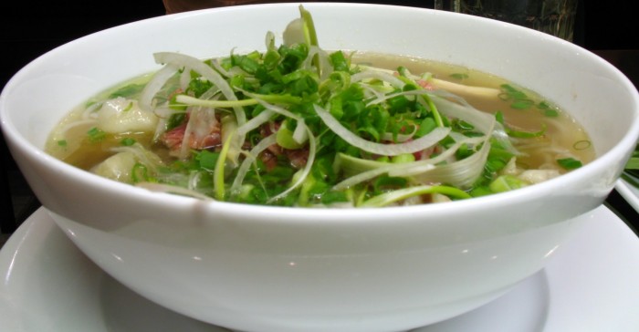 Vietnamská polévka pho: 
umění, které dobývá svět