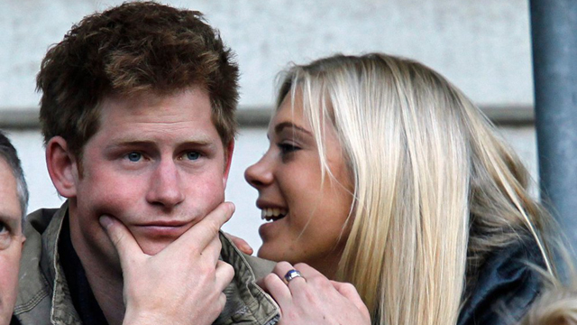 Británie prožívá další pohádku 
o mladém zamilovaném princi