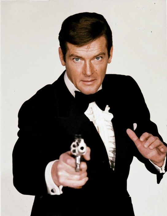 Roger Moore, nejpilnější
Bond, slaví 85. narozeniny
