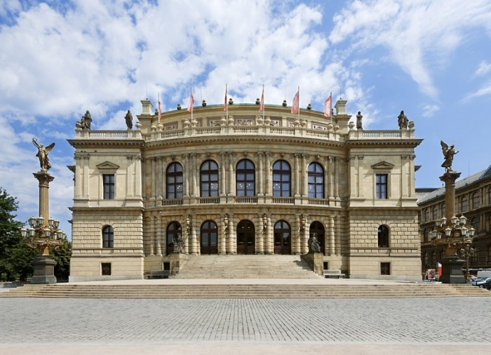 V Rudolfinu začíná
Dvořákova Praha