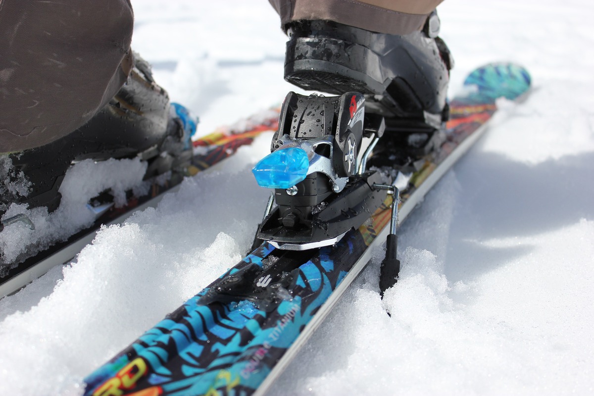 Tak konečně, lyžaři si začínají užívat vymodlený sníh