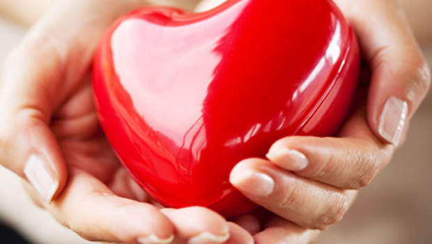 Převratný způsob léčby:
umělý otvor v srdci!