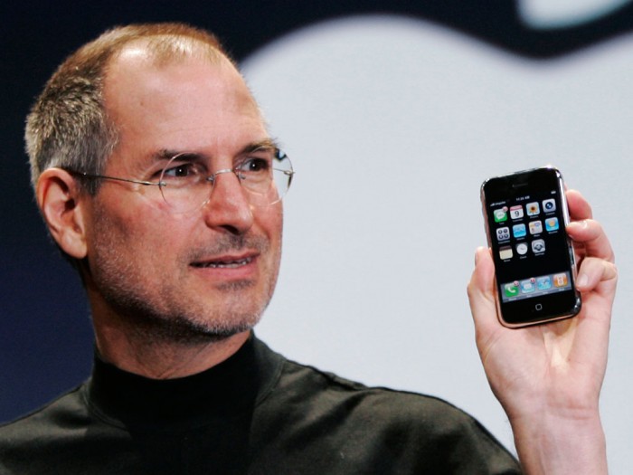 Steve Jobs: vizionář, který
změnil svět počítačů